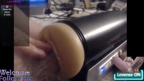 Snapshot of ordinaryhero chatting on 02.27.25 CrazyCumDude online show from 02.27.25