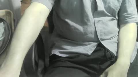 Snapshot of ore_cam chatting on 01.28.25 Ore online show from 01.28.25