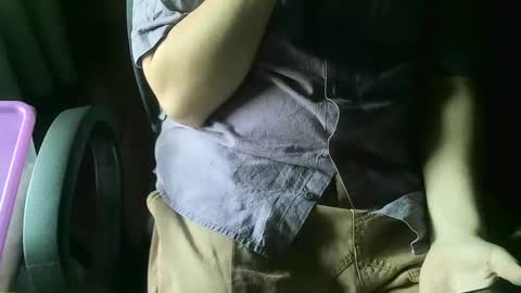 Snapshot of ore_cam chatting on 02.11.25 Ore online show from 02.11.25