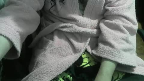 Snapshot of ore_cam chatting on 02.27.25 Ore online show from 02.27.25