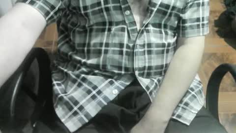 Snapshot of ore_cam chatting on 03.02.25 Ore online show from 03.02.25