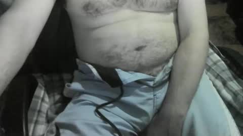 Snapshot of ore_cam chatting on 03.06.25 Ore online show from 03.06.25