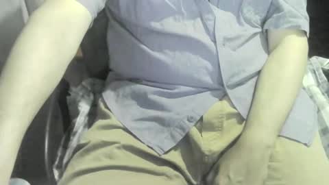 Snapshot of ore_cam chatting on 03.08.25 Ore online show from 03.08.25