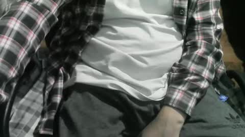 Snapshot of ore_cam chatting on 03.12.25 Ore online show from 03.12.25