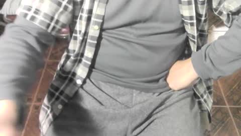 Snapshot of ore_cam chatting on 09.19.25 Ore online show from 09.19.25