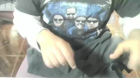 Snapshot of ore_cam chatting on 09.22.25 Ore online show from 09.22.25