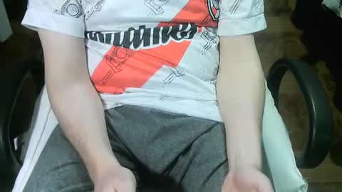 Snapshot of ore_cam chatting on 10.02.25 Ore online show from 10.02.25