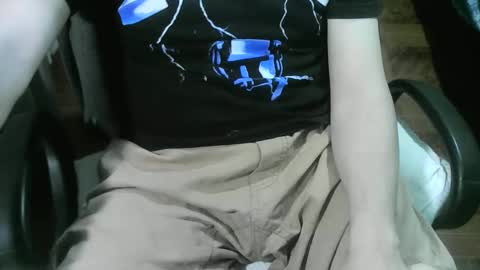 Snapshot of ore_cam chatting on 10.22.25 Ore online show from 10.22.25