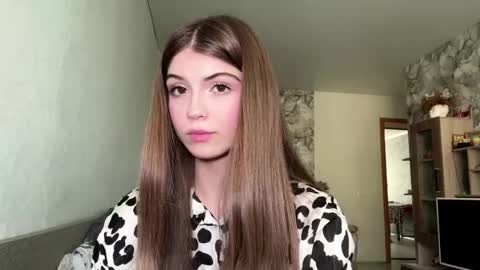 Yesenia online show from 05.21.26