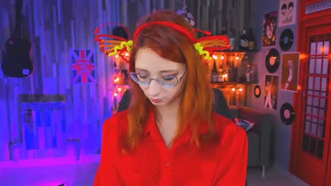 Orianna -  Hi Im into geek culture cosplay crafting LARP games. Shall we play DnD online show from 12.04.24