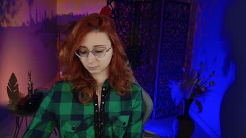 Orianna -  Hi Im into geek culture cosplay crafting LARP games. Shall we play DnD online show from 12.06.24