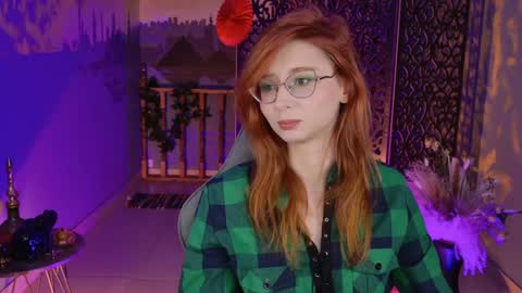 Orianna -  Hi Im into geek culture cosplay crafting LARP games. Shall we play DnD online show from 12.14.24