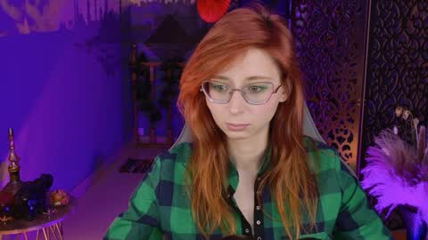 Orianna -  Hi Im into geek culture cosplay crafting LARP games. Shall we play DnD online show from 12.14.24