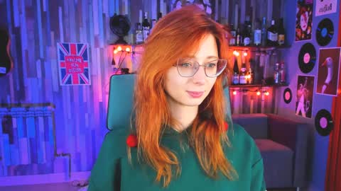 Orianna -  Hi Im into geek culture cosplay crafting LARP games. Shall we play DnD online show from 12.22.24