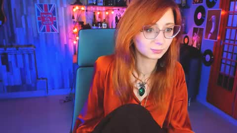 Orianna -  Hi Im into geek culture cosplay crafting LARP games. Shall we play DnD online show from 12.22.24