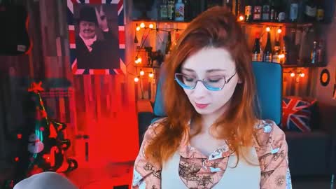 Orianna -  Hi Im into geek culture cosplay crafting LARP games. Shall we play DnD online show from 12.29.24