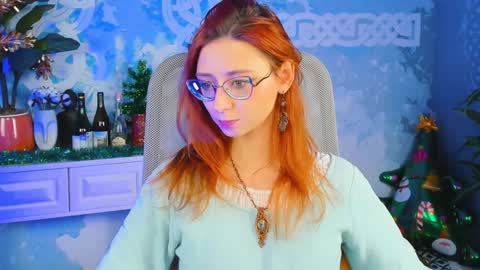 Orianna -  Hi Im into geek culture cosplay crafting LARP games. Shall we play DnD online show from 12.31.24
