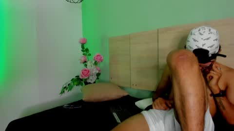 Snapshot of orion_perla chatting on 01.16.25 orion y perla online show from 01.16.25