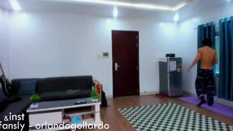 Fansly and Instagram -  online show from 01.10.25