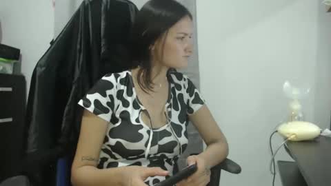 ornela_astros online show from 12.05.24
