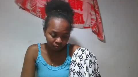 Snapshot of ornellahhh chatting on 10.24.25 ornellahhh online show from 10.24.25