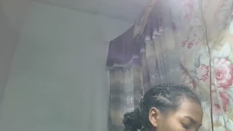 Snapshot of ornellahhh chatting on 10.25.25 ornellahhh online show from 10.25.25