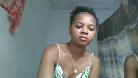 Snapshot of ornellahhh chatting on 10.26.25 ornellahhh online show from 10.26.25