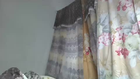 Snapshot of ornellahhh chatting on 10.28.25 ornellahhh online show from 10.28.25