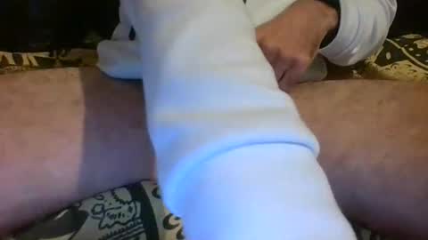 Snapshot of ornytologist chatting on 11.22.25 ornytologist online show from 11.22.25