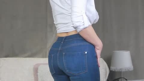 Snapshot of ortensialady76444316 chatting on 02.11.25 Ortensialady online show from 02.11.25