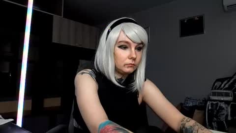 Snapshot of orvadowden chatting on 10.14.25 Milana online show from 10.14.25