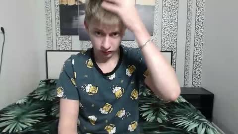 Oscar online show from 10.26.25