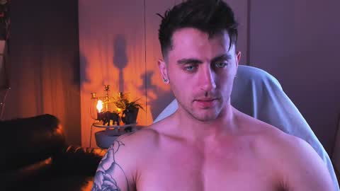 Oscar online show from 10.04.25