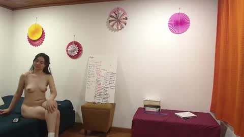 Snapshot of osiris_seduction chatting on 12.12.24 Angie Daniela online show from 12.12.24