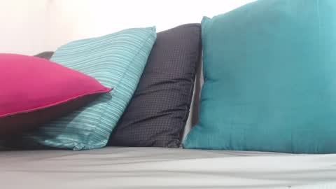 OsirisHills online show from 10.05.25