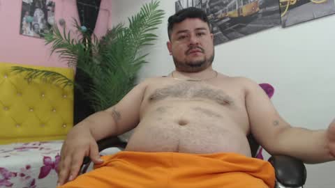 Bear Gael online show from 12.21.24