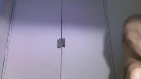 Snapshot of osolicencioso chatting on 05.31.26 Oso Licencioso online show from 05.31.26