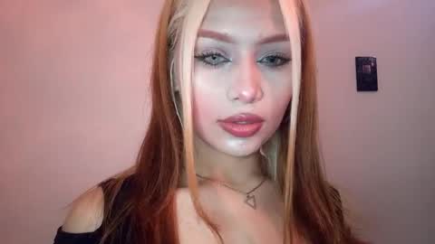 Snapshot of osornomaria268 chatting on 09.14.25 Paulina online show from 09.14.25