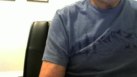 Ossi online show from 02.21.25