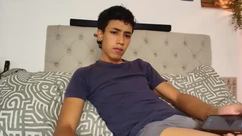 Snapshot of ostin_18hot chatting on 07.15.26 ostin 18hot online show from 07.15.26