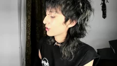 Snapshot of ottoyan_ chatting on 10.17.25 Otto 3 online show from 10.17.25