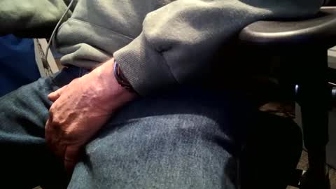 lets play online show from 01.04.25