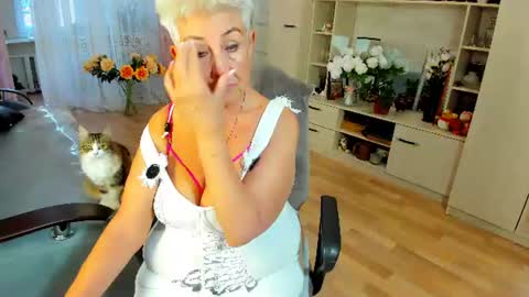 Snapshot of over50games chatting on 07.28.26 Alla online show from 07.28.26