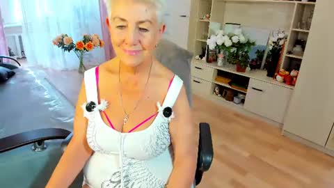 Snapshot of over50games chatting on 07.28.26 Alla online show from 07.28.26