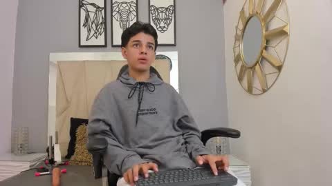 Owen Johnson online show from 09.26.25