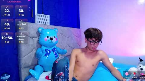 Owen  Independent model  online show from 12.02.24