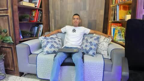Owen online show from 09.10.25