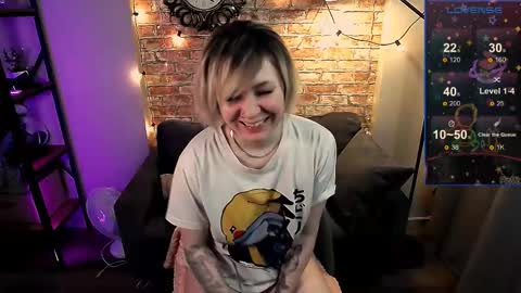 Snapshot of ozalin_green chatting on 12.16.24 ozalin_green online show from 12.16.24