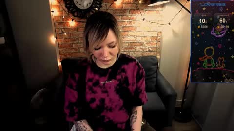 Snapshot of ozalin_green chatting on 12.21.24 ozalin_green online show from 12.21.24