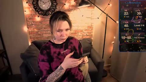 Snapshot of ozalin_green chatting on 12.30.24 ozalin_green online show from 12.30.24